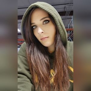 Meet your Posher, Amanda